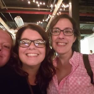 Meet your Posher, Lisa